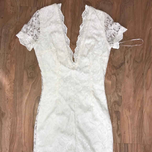 Tobi lace bodycon dress - Picture 2 of 4